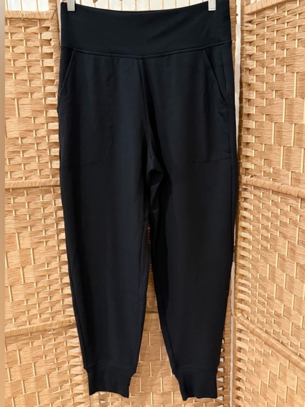 NWOT Athleta Black Coaster Luxe Jogger, Medium - Picture 5 of 14